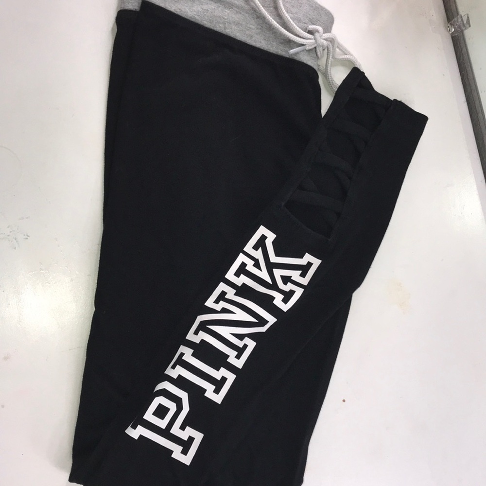 PINK yoga leggings